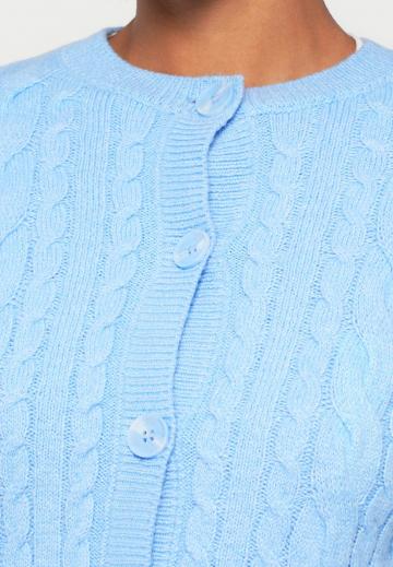 Вязаная кофта