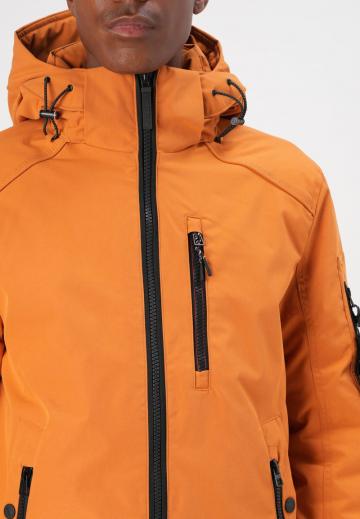 Зимняя куртка