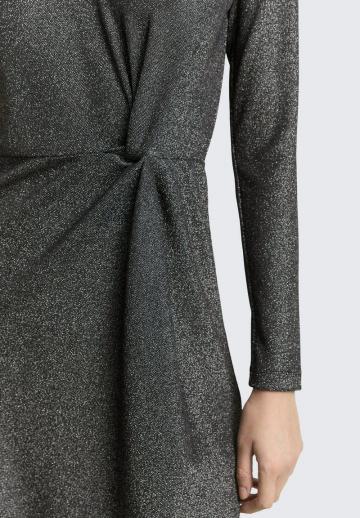 Короткое платье