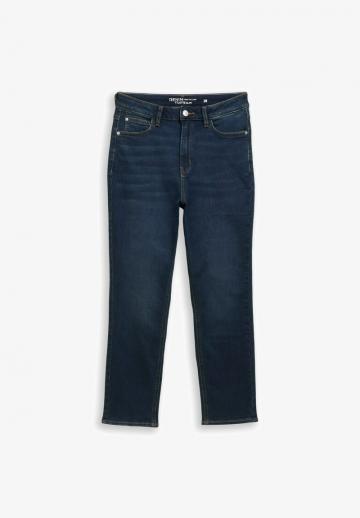 Короткие джинсы