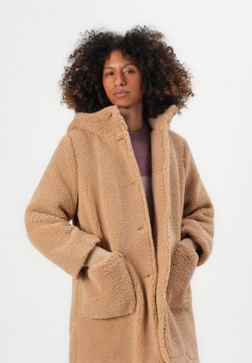 Шерстяное пальто