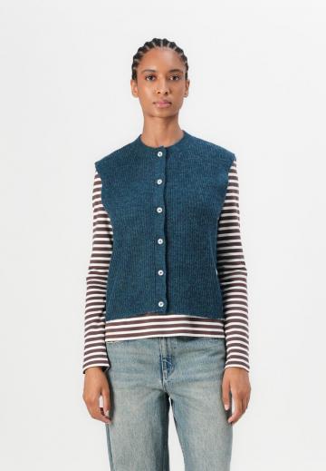 Джинсовая жилетка