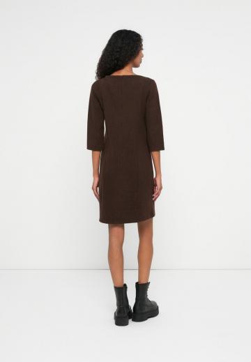 Вязаное платье