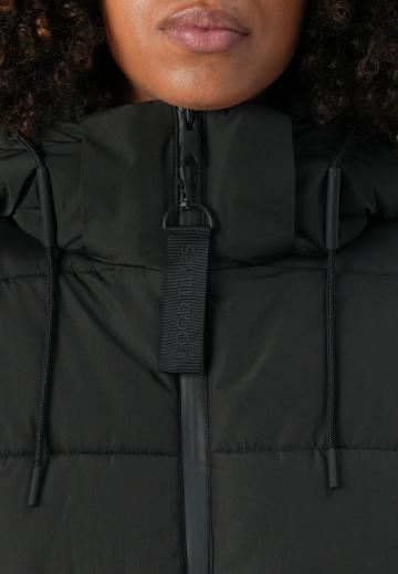 Зимняя куртка