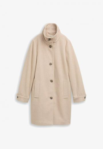 Короткое пальто