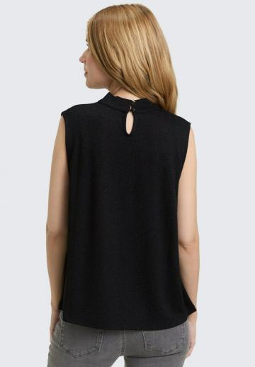 Блузка без рукавов