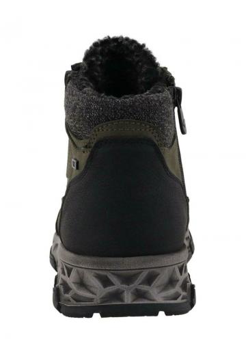 Зимние ботинки