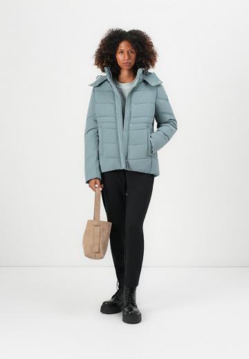 Зимняя куртка