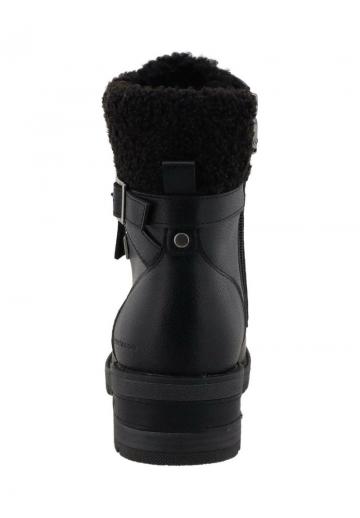 Зимние ботинки