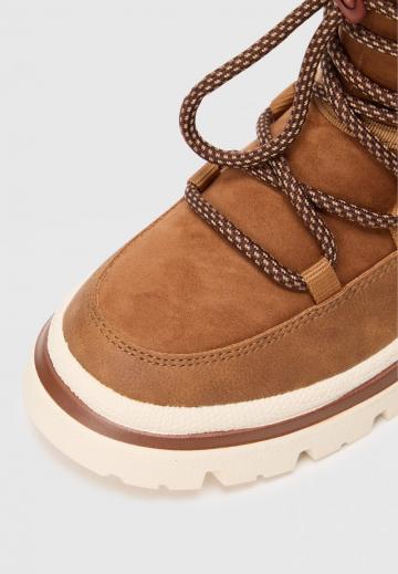 Сапожки на танкетке