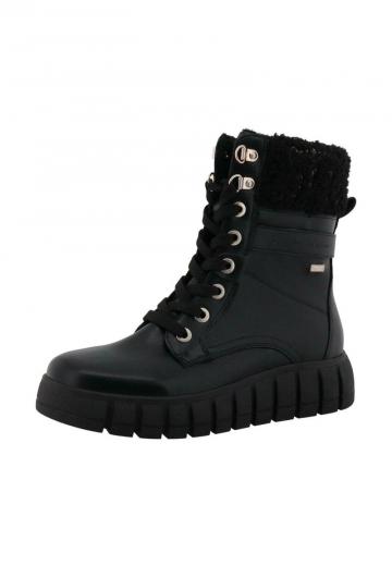 Сапожки на танкетке