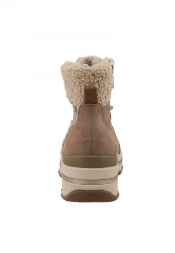 Зимние ботинки