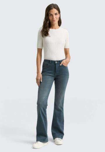 Клешеные брюки