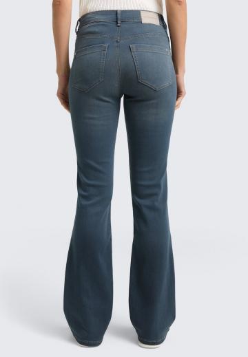 Клешеные брюки