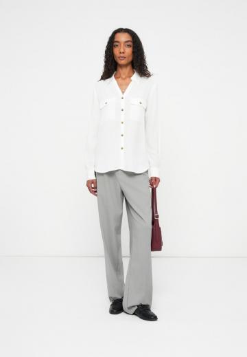 Атласная блузка