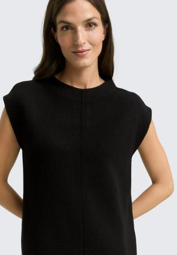 Вязаное платье