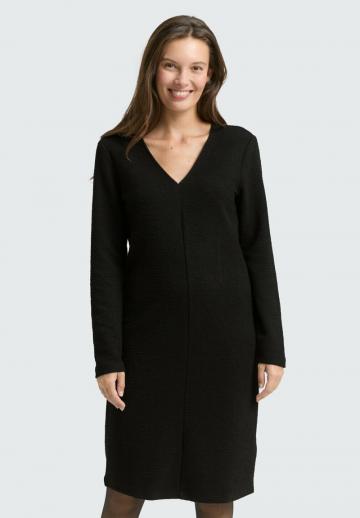 Вязаное платье