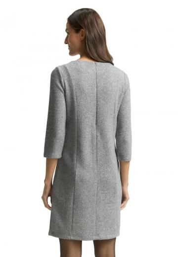 Вязаное платье