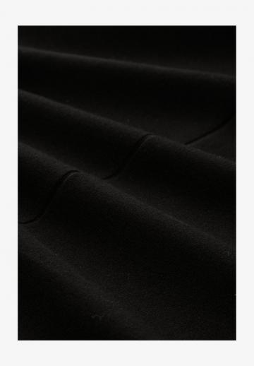 Вязаное платье