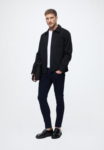 Узкие джинсы