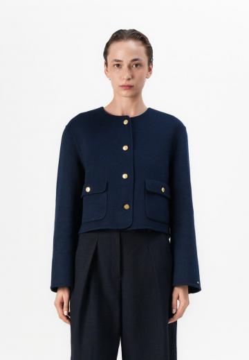 Короткая куртка