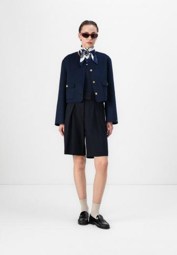 Короткая куртка