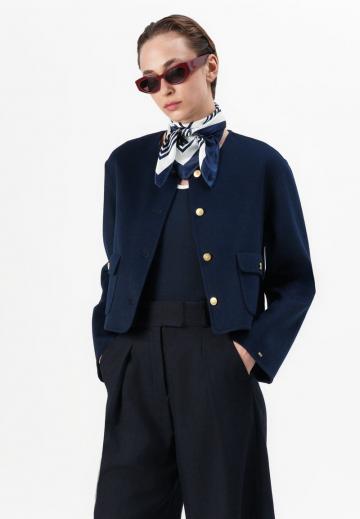 Короткая куртка