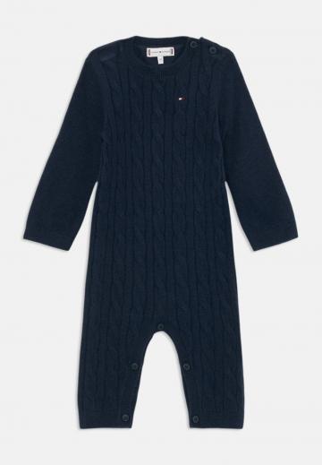 Набор одежды