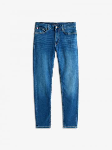 Узкие джинсы