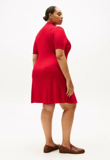 Короткое платье