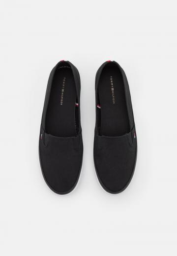 Спортивные балетки