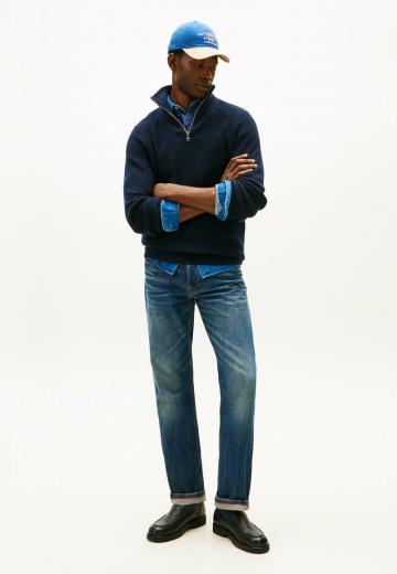 Прямые джинсы