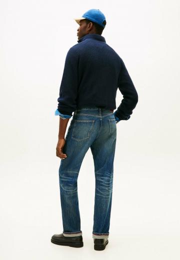 Прямые джинсы