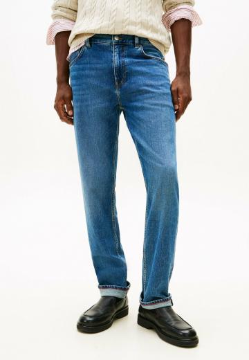 Прямые джинсы