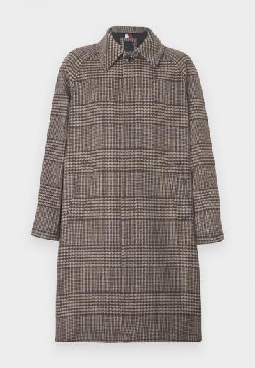 Шерстяное пальто