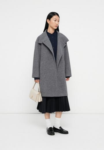 Шерстяное пальто