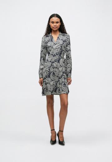 Короткое платье