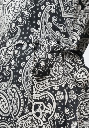 Короткое платье