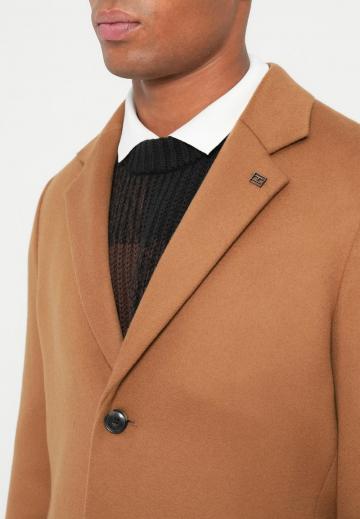 Шерстяное пальто