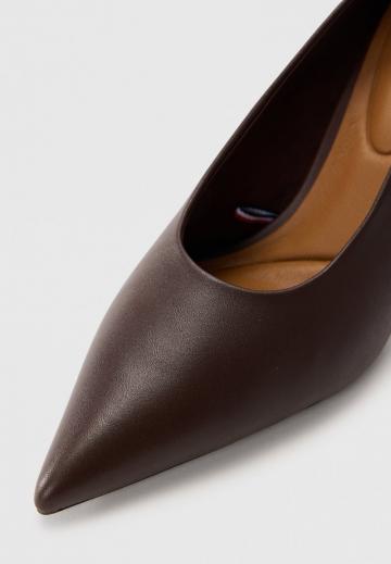 Туфли на высоком каблуке