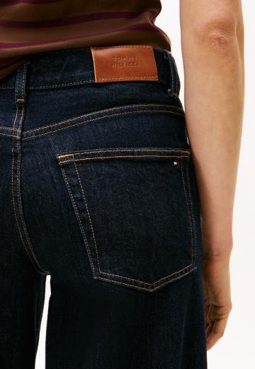 Клешеные джинсы