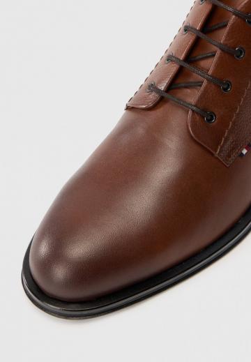 Ботинки на шнуровке