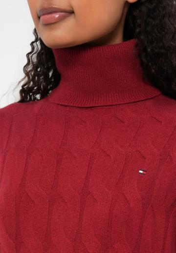 Вязаное платье