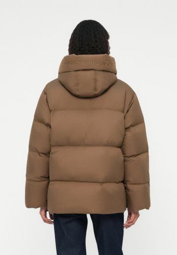 Зимняя куртка