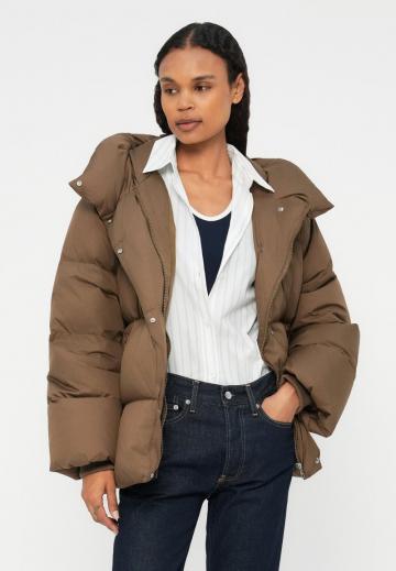 Зимняя куртка