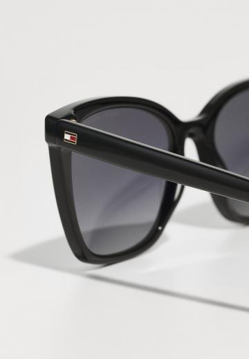 Солнечные очки