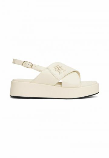 Босоножки на платформе