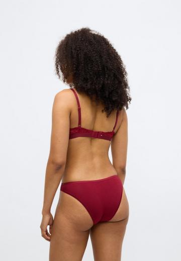 Бюстгальтер