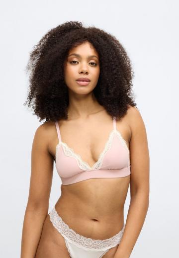 Бюстгальтер без косточек