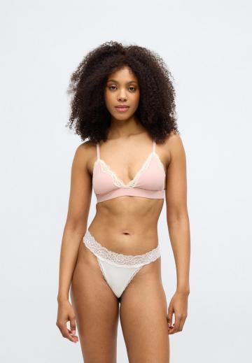 Бюстгальтер без косточек